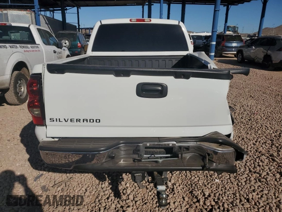 2004 Chevrolet Silverado 1500 LS with VIN 2GCEC19T541208949, listed as a Copart auction lot 88991805 with 178,361 mi miles and Salvage Title. Bid and sale history available at DreamBid. Image 6.