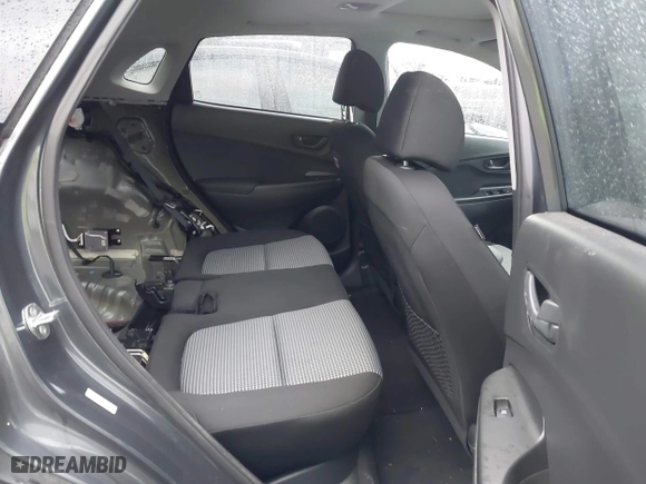 2021 Hyundai Kona SEL Plus with VIN KM8K6CAAXMU686185, listed as a IAAI auction lot 40894040 with 14,071 mi miles. Bid and sale history available at carsss.com. Image 8.