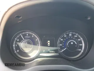 2017 Hyundai Azera Limited z VIN KMHFH4JG1HA590961, wystawiony jako Copart lot #57358035 z przebiegiem 66 985 mil mil oraz Szkoda całkowita • Salvage title. Historia ofert i sprzedaży dostępna na DreamBid. Obrazek 9.