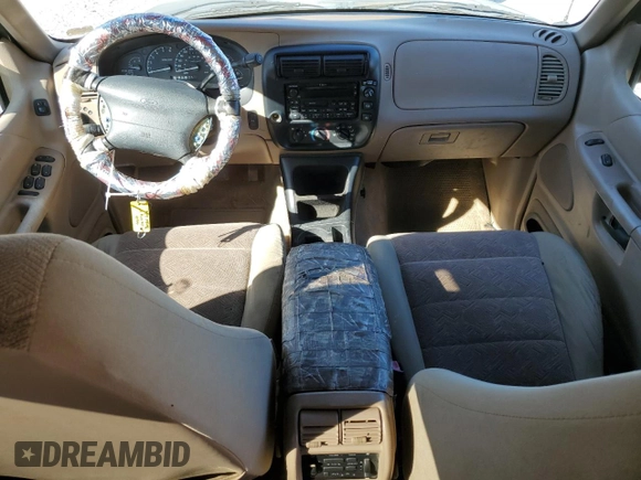 2001 Ford Explorer XLT with VIN 1FMZU83P61ZA38750, listed as a Copart auction lot 48524285 with 245,305 mi miles and Clean title. Bid and sale history available at DreamBid. Image 8.