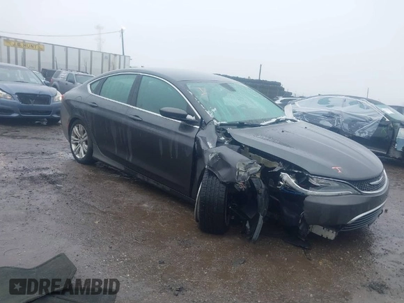 2015 Chrysler 200 Limited with VIN 1C3CCCAB0FN754117, listed as a IAAI auction lot 41521341 with 1 mi miles. Bid and sale history available at carsss.com. Image 1.