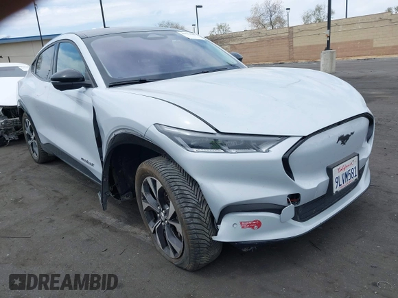 2021 Ford Mustang Mach-E Premium with VIN 3FMTK3SU6MMA62221, listed as a IAAI auction lot 42031485 with 40,518 mi miles and . Bid and sale history available at DreamBid. Image 1.