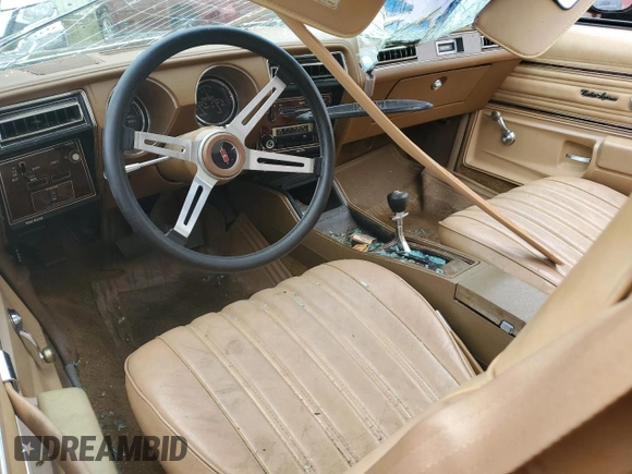 1977 Oldsmobile Cutlass z VIN 3J57R7M186772, wystawiony jako Copart lot #70648914 z przebiegiem 43 326 mil mil oraz Szkoda całkowita • Salvage title. Historia ofert i sprzedaży dostępna na DreamBid. Obrazek 8.