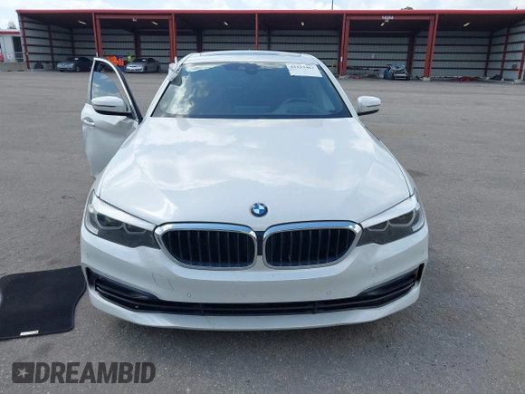 2020 BMW 5 Series 530i z VIN WBAJR3C02LWW65567, wystawiony jako IAAI lot #42113467 z przebiegiem 51 300 mil mil oraz . Historia ofert i sprzedaży dostępna na DreamBid. Obrazek 12.