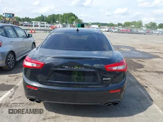 2015 Maserati Ghibli с VIN ZAM57XSA2F1133762, выставлен на аукционе IAAI как лот 42484050 с пробегом 83 948 миль миль и . История ставок и продаж доступна на DreamBid. Изображение 16.
