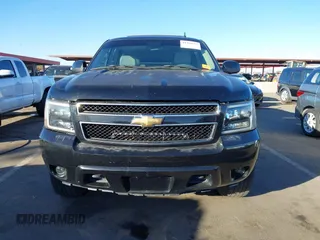 2007 Chevrolet Suburban LT with VIN 3GNGK26K47G206089, listed as a IAAI auction lot 41409657 with 156,789 mi miles and . Bid and sale history available at DreamBid. Image 13.