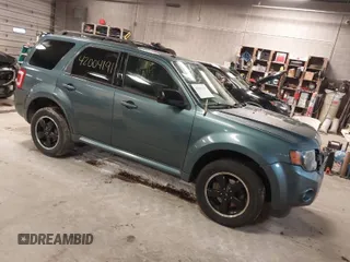 2011 Ford Escape XLT with VIN 1FMCU0D70BKB25088, listed as a IAAI auction lot 42004191 with 200,665 mi miles. Bid and sale history available at carsss.com. Image 1.