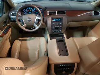 2007 GMC Yukon SLT with VIN 1GKFC13J97R307091, listed as a Copart auction lot 77090434 with 205,175 mi miles and Salvage Title. Bid and sale history available at carsss.com. Image 8.