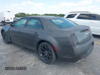 2019 Chrysler 300 with VIN 2C3CCABG5KH516295, listed as a IAAI auction lot 42063245 with 47,187 mi miles. Bid and sale history available at carsss.com. Image 3.