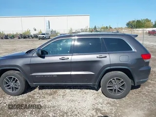 2018 Jeep Grand Cherokee Upland with VIN 1C4RJFAG0JC367628, listed as a IAAI auction lot 40614951 with 85,836 mi miles and . Bid and sale history available at DreamBid. Image 14.