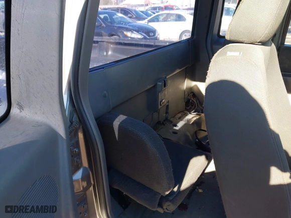 2011 Ford Ranger XLT with VIN 1FTLR4FE9BPA73620, listed as a IAAI auction lot 41441684 with 138,364 mi miles. Bid and sale history available at carsss.com. Image 8.