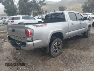 2023 Toyota Tacoma SR5 z VIN 3TMDZ5BN2PM164497, wystawiony jako IAAI lot #42034519 z przebiegiem 25 451 mil mil oraz . Historia ofert i sprzedaży dostępna na DreamBid. Obrazek 4.