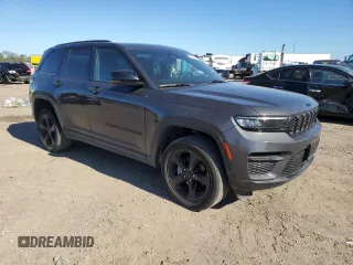 2023 Jeep Grand Cherokee Altitude с VIN 1C4RJGAG2PC623248, выставлен на аукционе Copart как лот 81327544 с пробегом 19 438 миль миль и Списание • Salvage title. История ставок и продаж доступна на DreamBid. Изображение 4.