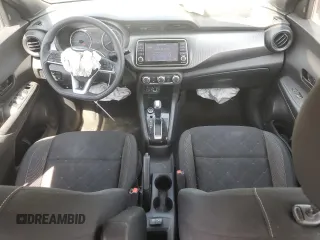 2020 Nissan Kicks S z VIN 3N1CP5BV9LL539063, wystawiony jako Copart lot #56322625 z przebiegiem 78 335 mil mil oraz Szkoda całkowita • Salvage title. Historia ofert i sprzedaży dostępna na DreamBid. Obrazek 8.