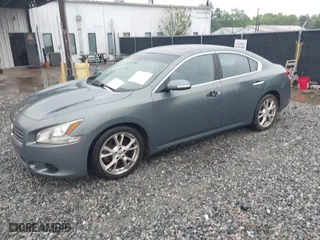 2009 Nissan Maxima 3.5 S with VIN 1N4AA51E79C851402, listed as a IAAI auction lot 41963645 with 231,025 mi miles. Bid and sale history available at carsss.com. Image 2.