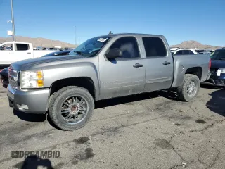 2007 Chevrolet Silverado 1500 Work Truck with VIN 2GCEC13C471504915, listed as a Copart auction lot 88535595 with 157,537 mi miles and Salvage Title. Bid and sale history available at DreamBid. Image 1.