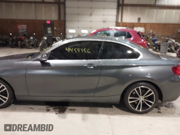 2020 BMW 2 Series 230i xDrive with VIN WBA2J3C07L7E64031, listed as a IAAI auction lot 41458356 with 43,594 mi miles. Bid and sale history available at carsss.com. Image 14.