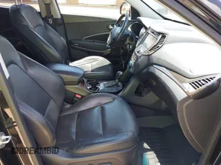 2013 Hyundai Santa Fe GLS z VIN KM8SN4HF7DU027247, wystawiony jako IAAI lot #42201366 z przebiegiem 196 166 mil mil oraz . Historia ofert i sprzedaży dostępna na DreamBid. Obrazek 5.