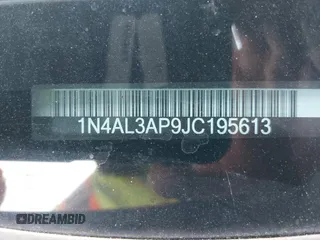 2018 Nissan Altima SR with VIN 1N4AL3AP9JC195613, listed as a IAAI auction lot 42131986 with 83,256 mi miles and . Bid and sale history available at carsss.com. Image 9.