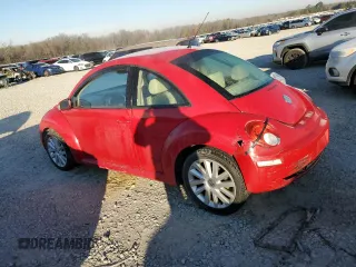 2008 Volkswagen New Beetle Coupe S with VIN 3VWRW31CX8M500141, listed as a Copart auction lot 86244054 with 118,553 mi miles and Salvage Title. Bid and sale history available at carsss.com. Image 2.