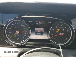 2019 Mercedes-Benz E 450 z VIN WDDZF6JB3KA515912, wystawiony jako Copart lot #56848545 z przebiegiem 78 582 mil mil oraz Nie do naprawy • Non repairable. Historia ofert i sprzedaży dostępna na DreamBid. Obrazek 9.