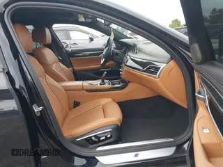 2017 BMW 7 Series ALPINA B7 xDrive with VIN WBA7F2C51HG422066, listed as a IAAI auction lot 42496292 with 118,235 mi miles and . Bid and sale history available at DreamBid. Image 5.