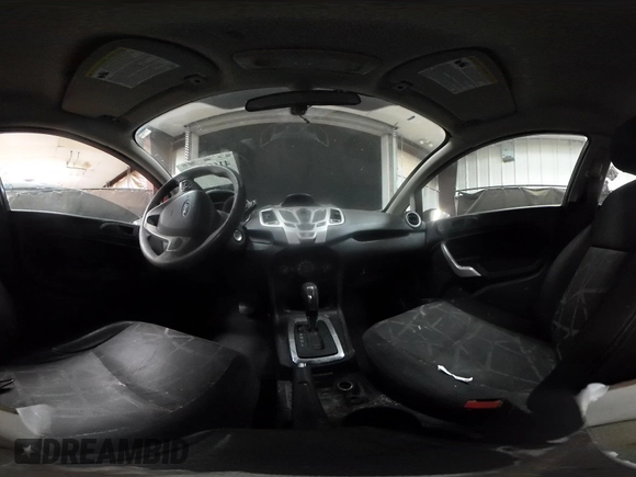 2013 Ford Fiesta SE z VIN 3FADP4BJ9DM167508, wystawiony jako IAAI lot #41696390 z przebiegiem Nie podano mil oraz . Historia ofert i sprzedaży dostępna na DreamBid. Obrazek 18.