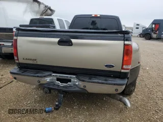 2001 Ford F-350 XL with VIN 1FTWW32F21EA24316, listed as a Copart auction lot 43617375 with 485,052 mi miles and Salvage title. Bid and sale history available at DreamBid. Image 6.