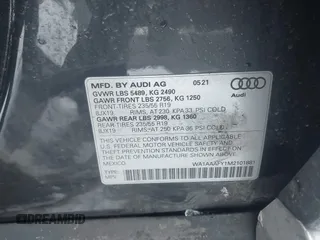 2021 Audi Q5 Premium with VIN WA1AAAFY1M2101881, listed as a IAAI auction lot 41399547 with 33,277 mi miles. Bid and sale history available at carsss.com. Image 9.