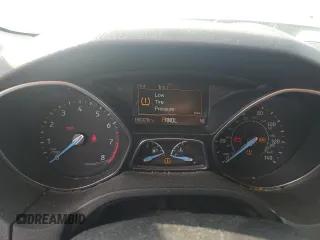 2016 Ford Focus SE z VIN 1FADP3F20GL267077, wystawiony jako Copart lot #53649665 z przebiegiem 106 329 mil mil oraz Szkoda całkowita • Salvage title. Historia ofert i sprzedaży dostępna na DreamBid. Obrazek 9.