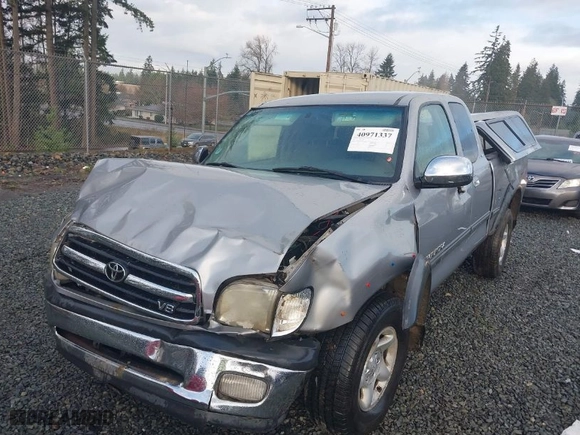 2002 Toyota Tundra SR5 with VIN 5TBBT44102S326707, listed as a IAAI auction lot 40971337 with 111,454 mi miles. Bid and sale history available at carsss.com. Image 6.