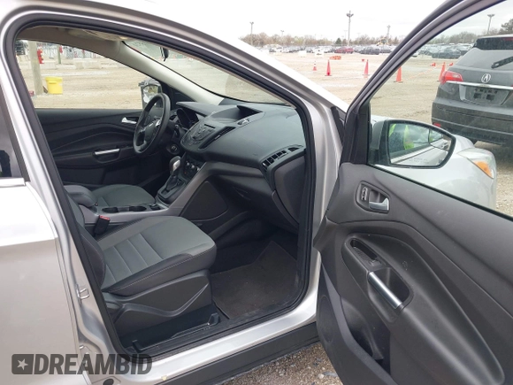 2016 Ford Escape SE with VIN 1FMCU9GX3GUA96262, listed as a IAAI auction lot 41915524 with 64,434 mi miles and . Bid and sale history available at DreamBid. Image 5.