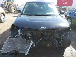 2020 Kia Soul LX with VIN KNDJ23AU9L7724587, listed as a IAAI auction lot 41817193 with 51,023 mi miles. Bid and sale history available at carsss.com. Image 13.