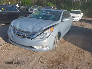 2012 Hyundai Sonata SE with VIN 5NPEC4AB7CH330570, listed as a IAAI auction lot 42108128 with 124,439 mi miles and . Bid and sale history available at carsss.com. Image 2.