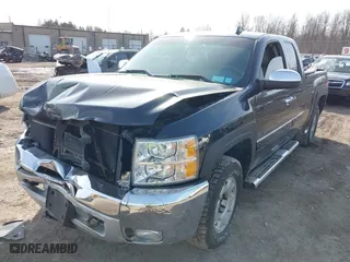 2013 Chevrolet Silverado 1500 LT with VIN 1GCRKSE75DZ308706, listed as a IAAI auction lot 41760740 with 95,800 mi miles. Bid and sale history available at carsss.com. Image 17.