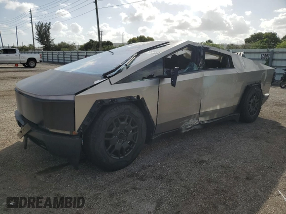 2024 Tesla Cybertruck Cyberbeast z VIN 7G2CEHEE5RA000103, wystawiony jako Copart lot #78871284 z przebiegiem Nie podano mil oraz Czysty tytuł • Clean title. Historia ofert i sprzedaży dostępna na DreamBid. Obrazek 1.
