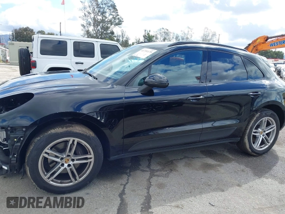 2020 Porsche Macan with VIN WP1AA2A5XLLB14757, listed as a IAAI auction lot 41731175 with 25,934 mi miles and . Bid and sale history available at DreamBid. Image 15.