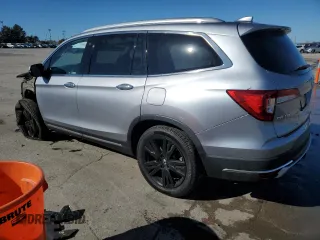 2019 Honda Pilot Elite with VIN 5FNYF6H0XKB059988, listed as a Copart auction lot 74472194 with 63,742 mi miles and Salvage title. Bid and sale history available at DreamBid. Image 2.