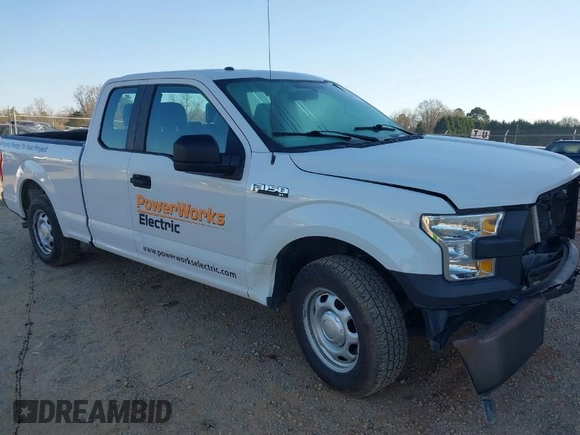 2017 Ford F-150 XL with VIN 1FTEX1C88HFB98232, listed as a IAAI auction lot 41732537 with 209,484 mi miles. Bid and sale history available at carsss.com. Image 1.