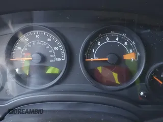 2015 Jeep Patriot Sport с VIN 1C4NJRBBXFD244570, выставлен на аукционе IAAI как лот 41695826 с пробегом Не указан миль и . История ставок и продаж доступна на DreamBid. Изображение 16.