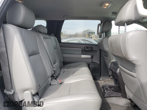 2018 Toyota Sequoia SR5 with VIN 5TDZY5G19JS071675, listed as a Copart auction lot 42186324 with 45,215 mi miles. Bid and sale history available at carsss.com. Image 10.