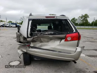 2008 Toyota Sienna CE z VIN 5TDZK23C98S142438, wystawiony jako Copart lot #54898675 z przebiegiem 211 400 mil mil oraz Szkoda całkowita • Salvage title. Historia ofert i sprzedaży dostępna na DreamBid. Obrazek 6.