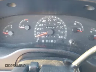 1999 Ford E-Series Commercial z VIN 1FTPE2423XHA54251, wystawiony jako IAAI lot #41038213 z przebiegiem 229 554 mil mil oraz . Historia ofert i sprzedaży dostępna na DreamBid. Obrazek 7.