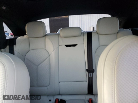 2022 Porsche Macan S z VIN WP1AG2A51NLB22246, wystawiony jako Copart lot #81981454 z przebiegiem 28 428 mil mil oraz Szkoda całkowita • Salvage title. Historia ofert i sprzedaży dostępna na DreamBid. Obrazek 10.