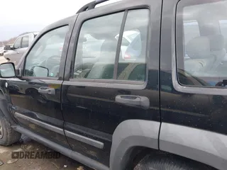 2007 Jeep Liberty Sport with VIN 1J8GL48K47W665227, listed as a IAAI auction lot 41667155 with 178,306 mi miles and . Bid and sale history available at DreamBid. Image 14.