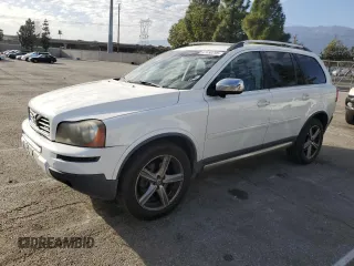 2011 Volvo XC90 I6 R-Design with VIN YV4952CF9B1597812, listed as a Copart auction lot 47450795 with 197,510 mi miles and Salvage Title. Bid and sale history available at carsss.com. Image 1.