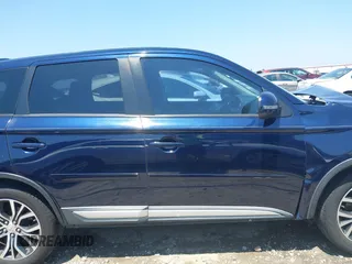 2017 Mitsubishi Outlander SE with VIN JA4AD3A36HZ031175, listed as a IAAI auction lot 42570858 with 232,875 mi miles and . Bid and sale history available at DreamBid. Image 14.