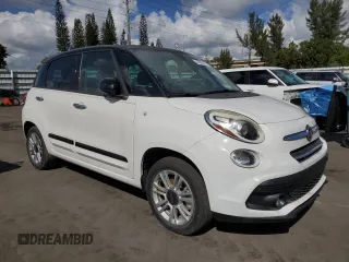 2018 FIAT 500L Pop with VIN ZFBCFAAH4JZ040359, listed as a Copart auction lot 44555255 with 23,541 mi miles and Clean Title. Bid and sale history available at DreamBid. Image 4.