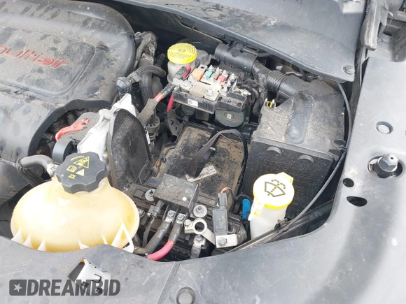 2018 Jeep Compass Latitude with VIN 3C4NJCBB6JT108842, listed as a IAAI auction lot 42221324 with 112,046 mi miles and . Bid and sale history available at DreamBid. Image 17.