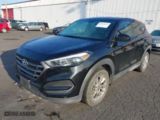 2016 Hyundai Tucson SE with VIN KM8J23A41GU161702, listed as a IAAI auction lot 40334076 with 109,222 mi miles. Bid and sale history available at carsss.com. Image 17.